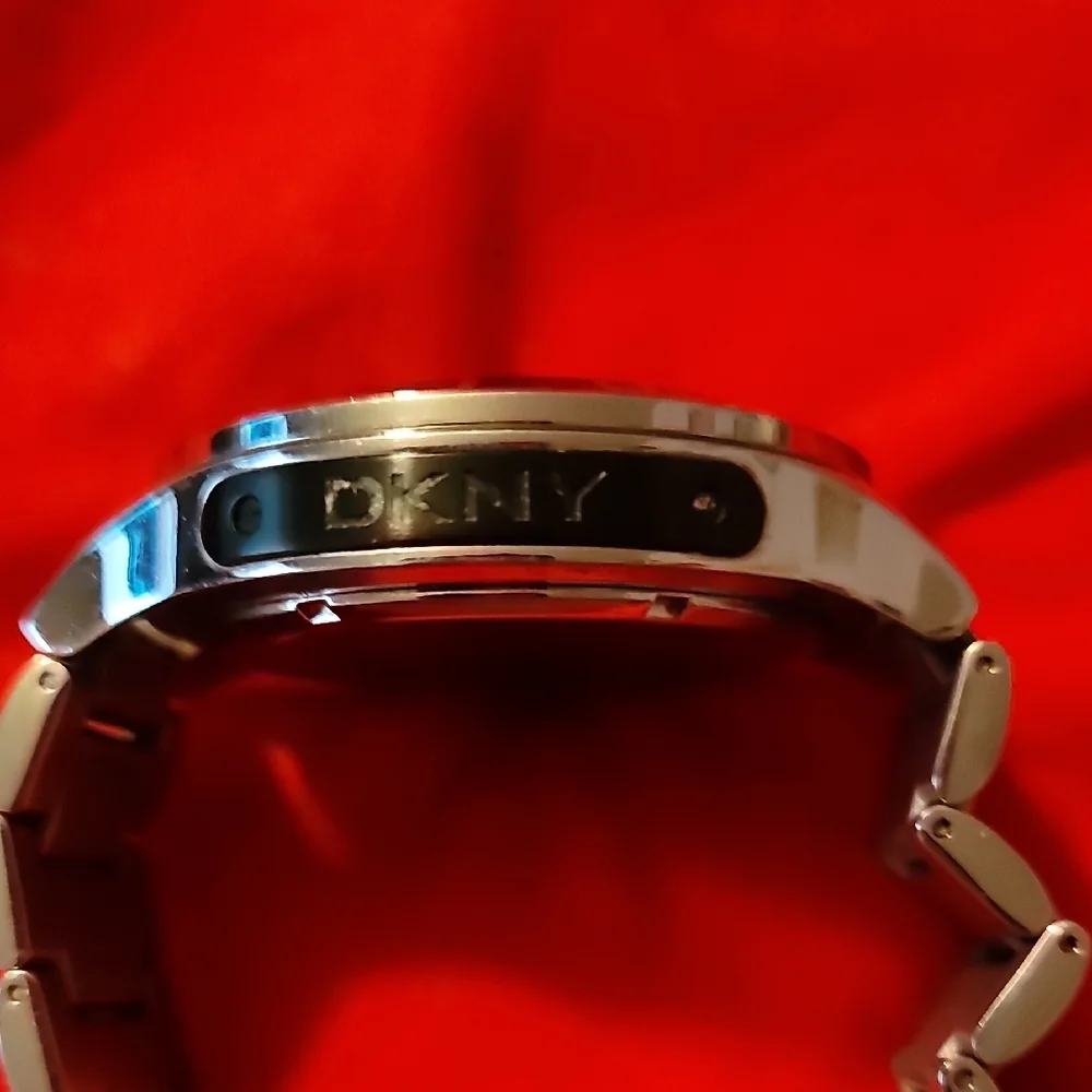 DKNY NY1452 Chronograph Watch with 3 Subdials, Date &‎ Silver and Black Accents